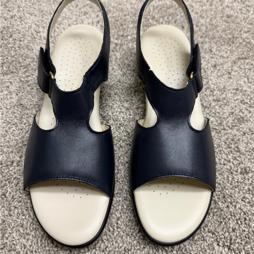 SAS Women's Sandals in Navy Narrow